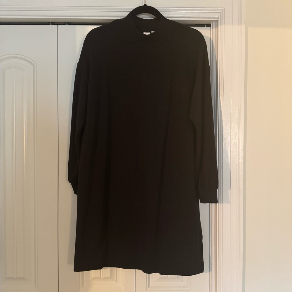 Black Long Sleeve Sweatshirt Dress